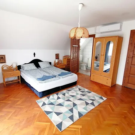 Szigligeti Panorama Apartmanhaz Ferienhaus *