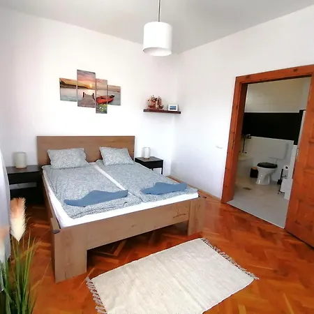 Holiday home Szigligeti Panorama Apartmanhaz