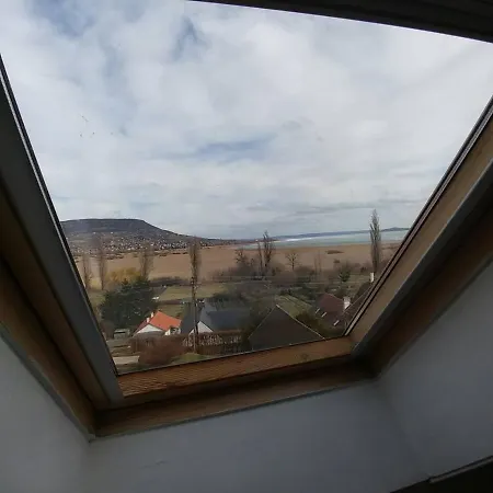Szigligeti Panorama Apartmanhaz Ferienhaus *