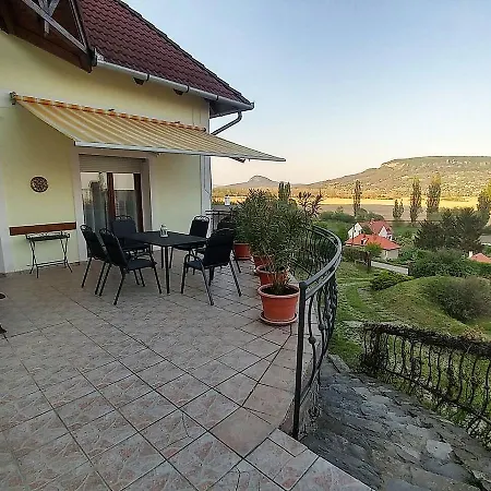 Holiday home Szigligeti Panorama Apartmanhaz