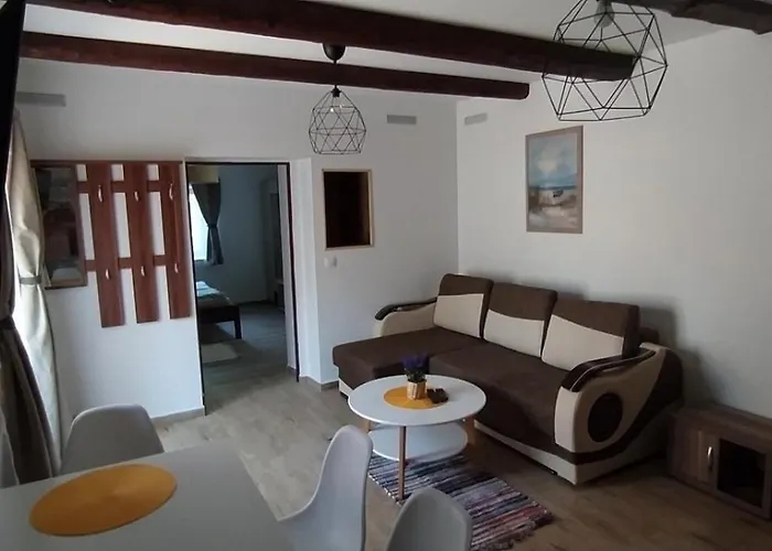 Semesterbostad Szigligeti Panorama Apartmanhaz *